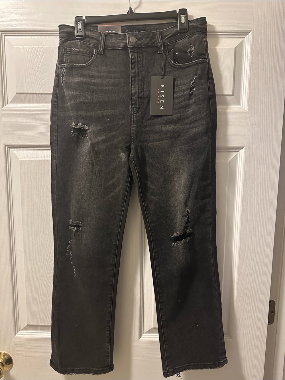 NWT Women’s RISEN Los Angeles High Rise Distressed Black Denim Jeans - Size 32